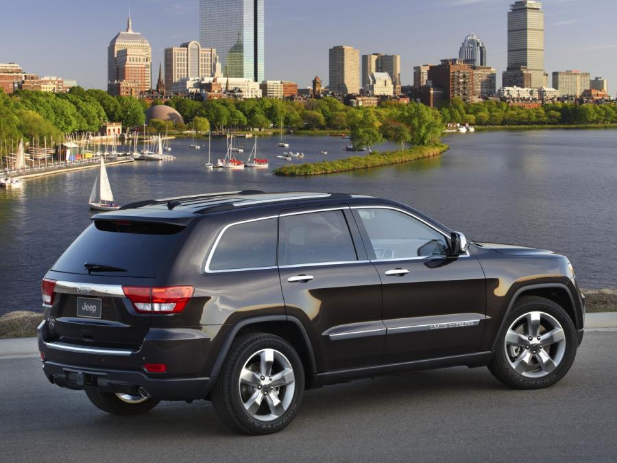  Jeep Grand Cherokee Overland Summit 2011 года  (фото 17 из 17)